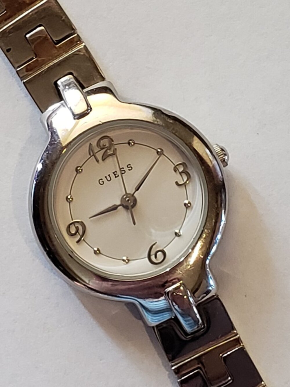 90s GUESS Two Tone Quartz Gold Silver Band White Face Easy to Read Ladies Watch